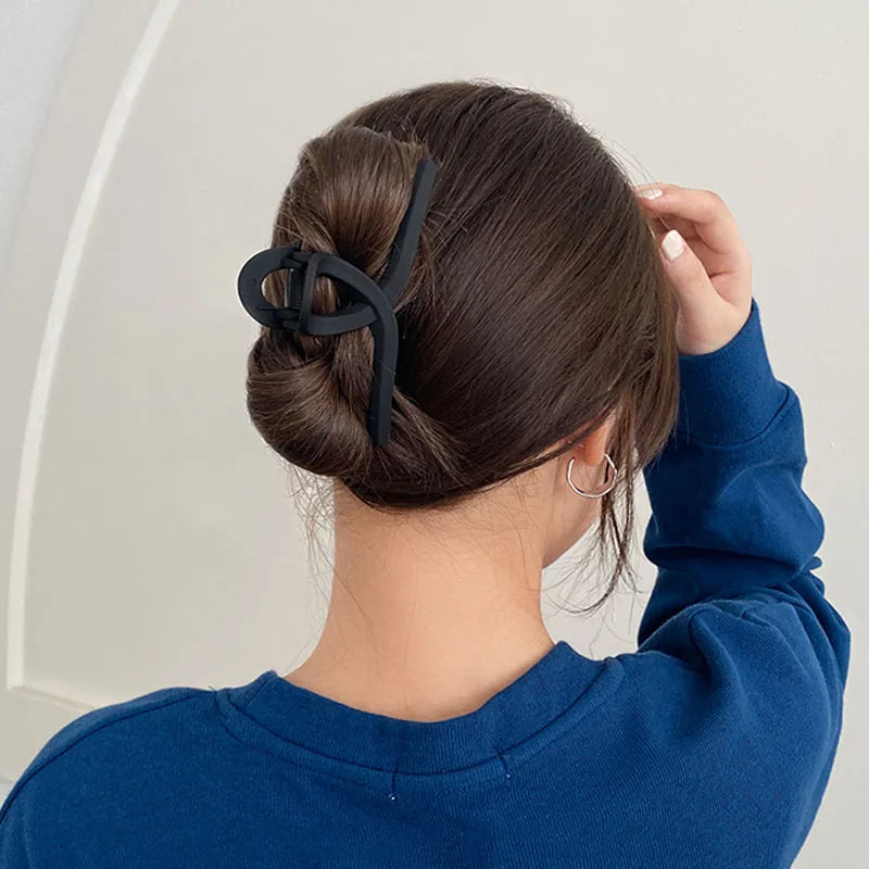 Gancho Cabelo Geométrico Feminino em Plástico Preto
